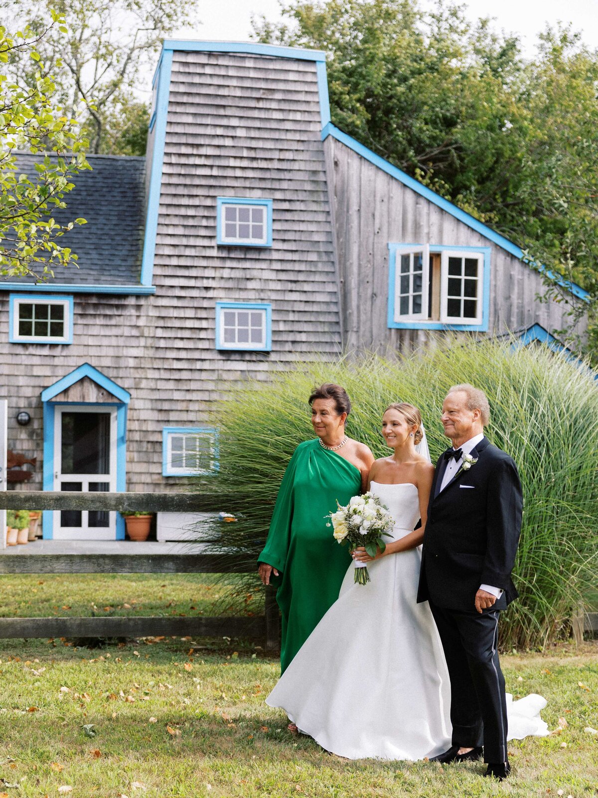 kontakosta-winery-long-island-wedding-photographer-238