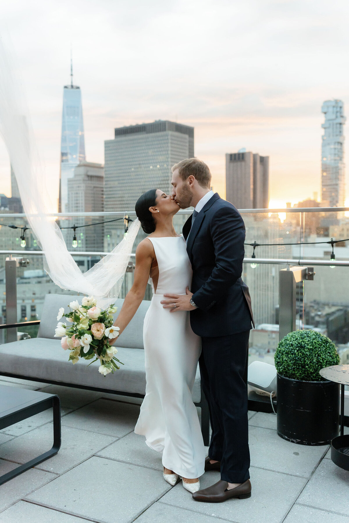 NYC Bride + Groom by Lisa Blanche Photography