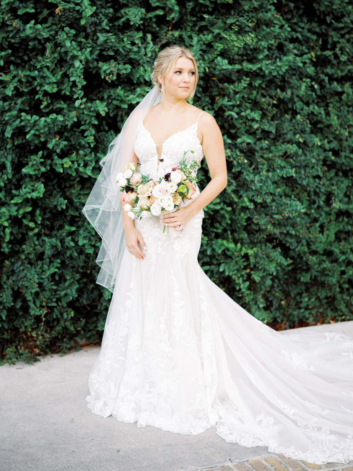 Bridal-Portraits-Amy-Tuck-San-Antonio-Pearl-District-Melanie-Julian-Photography-45