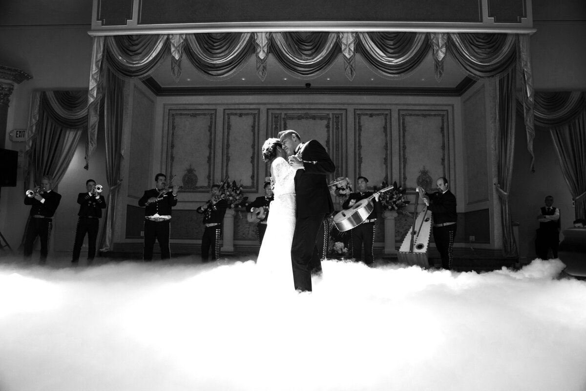 Salaxar-Wedding-5-17-15-img499bw-edited