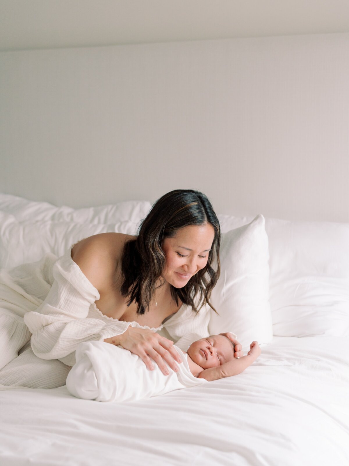 alexandria virginia newborn photographer in home newborn photo