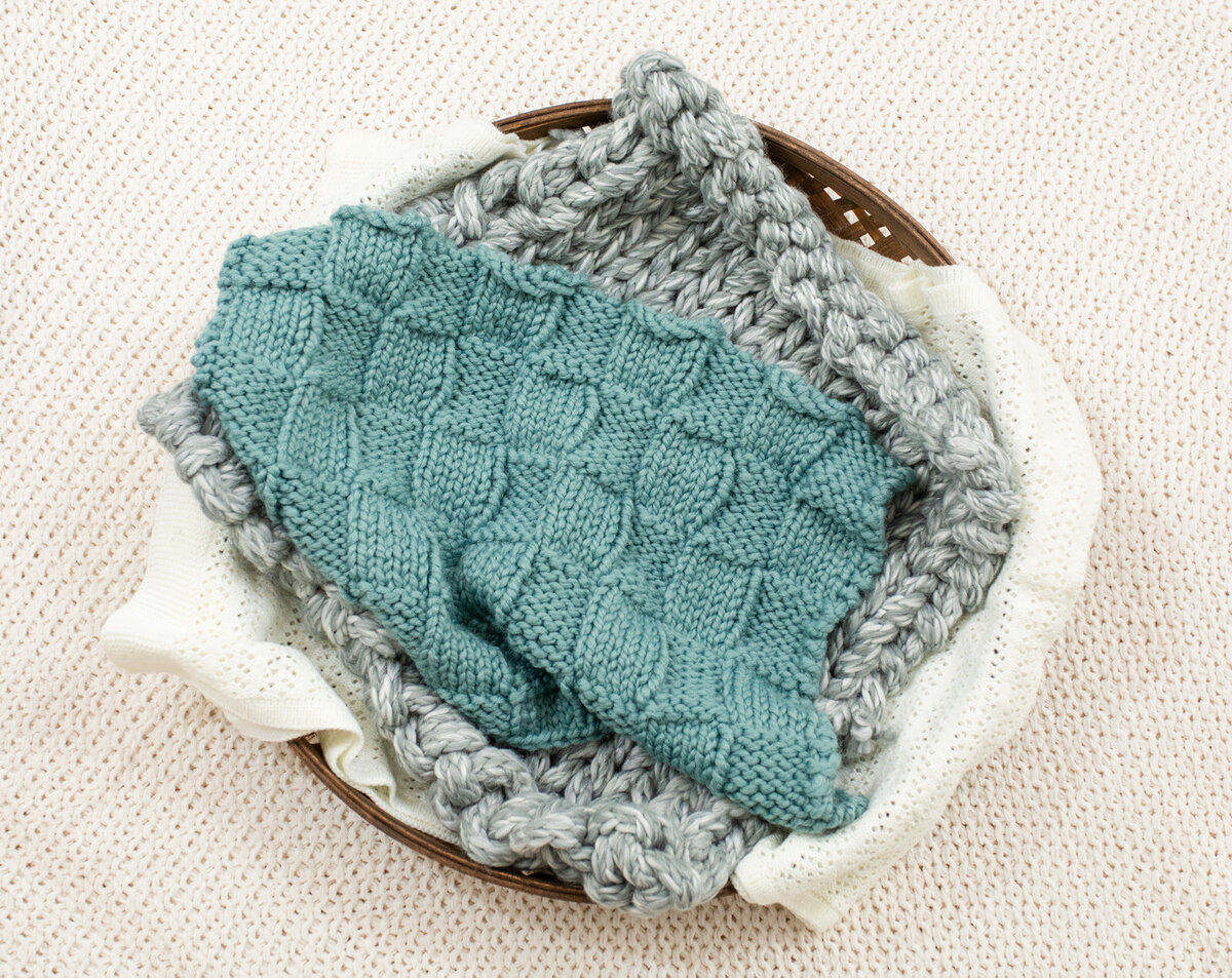 Newborn Props set-up including basket, blanket & wraps by laure photography |11