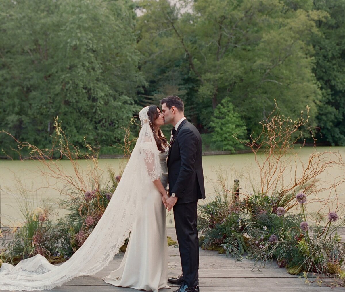 Faye-Fern-Creative-Ruby-Olivia-Rae-Hersey-Eugen-Hotaj-Prospect-Park-Boathouse-Wedding-Ceremony-12-A