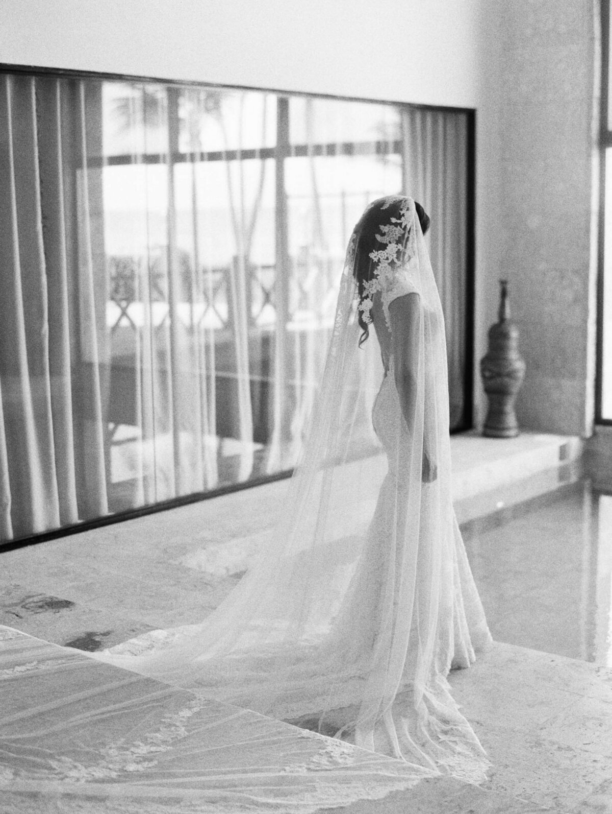 Real-Genuine-Wedding-Moments-Lance-Nicoll-68