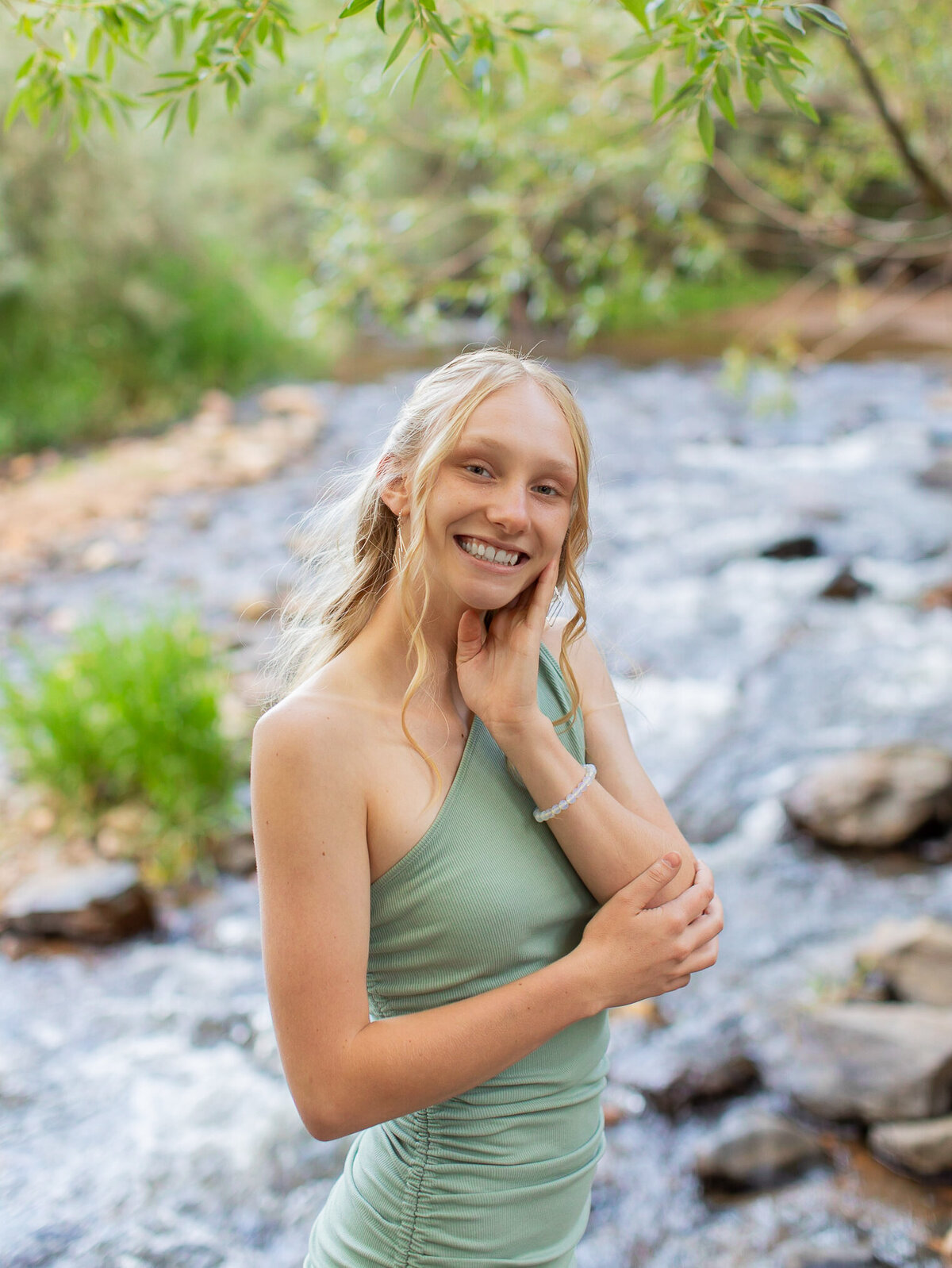 Phoebee W. Senior Pic-SP_0004