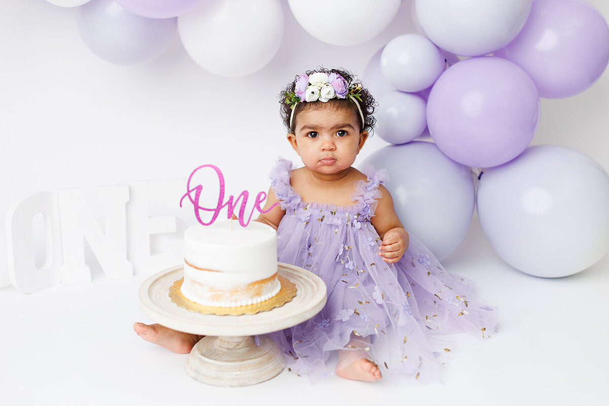 babyandcakeinpurplewithballoonsdeluxe