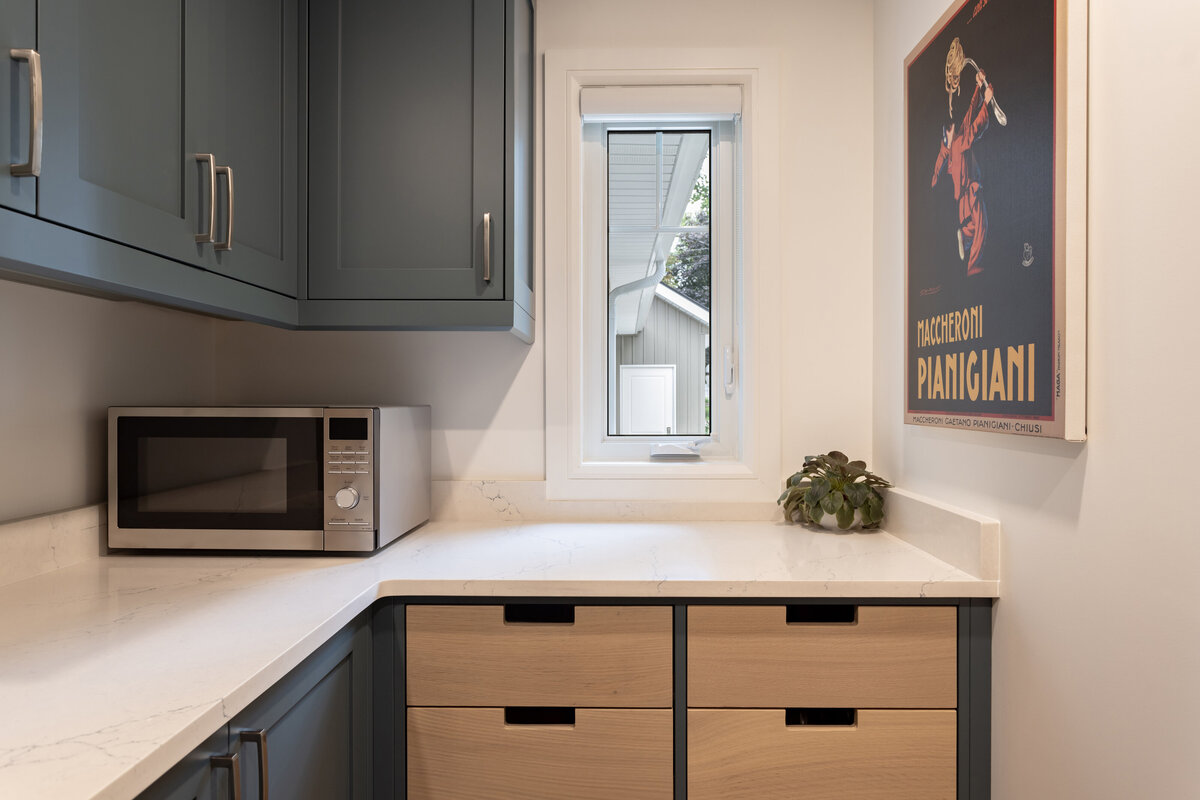 KatCo_Interiors-LakeHouse-Pantry-09