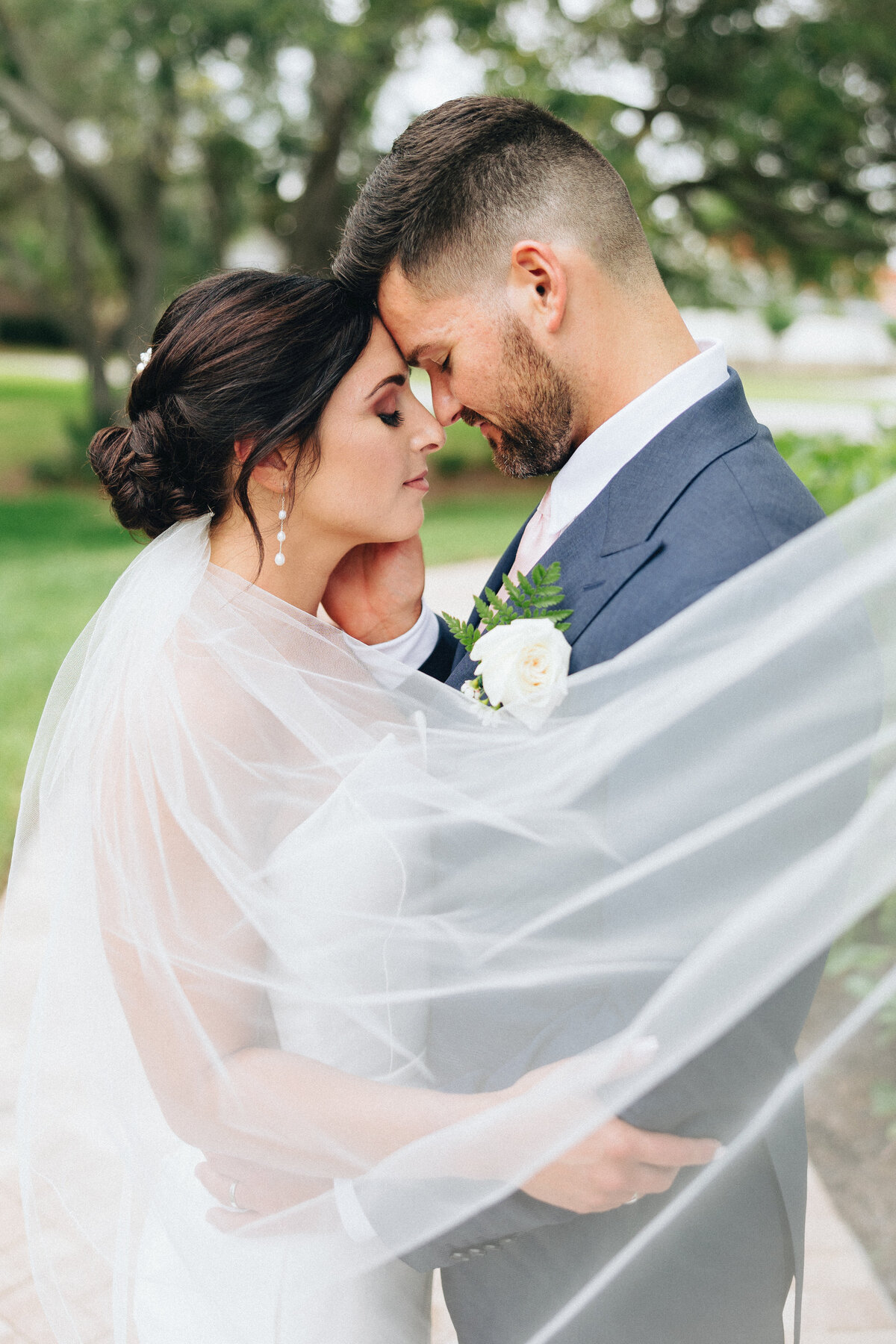 miranda-rose-photo-harborside-chapel-florida-elopement-chantilly-chic-13