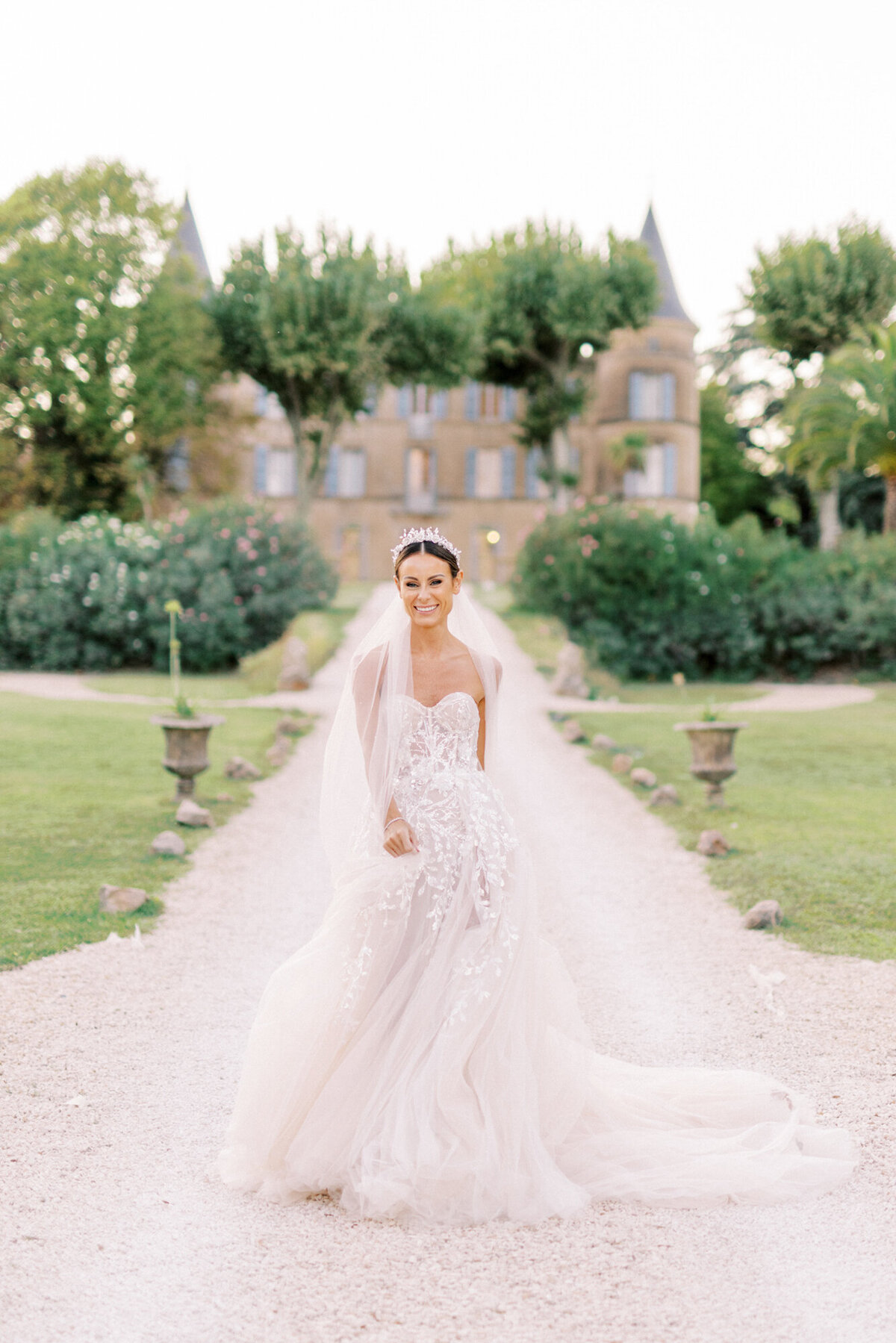 Maïlys Fortune Photography Husband Wife Wedding Weddings Photography France Switzerland Italy Timeless Dreamy Imagery Bilingual French English Destination Weddings Destination Wedding Provence French Riviera Paris Lake Como Tuscany121