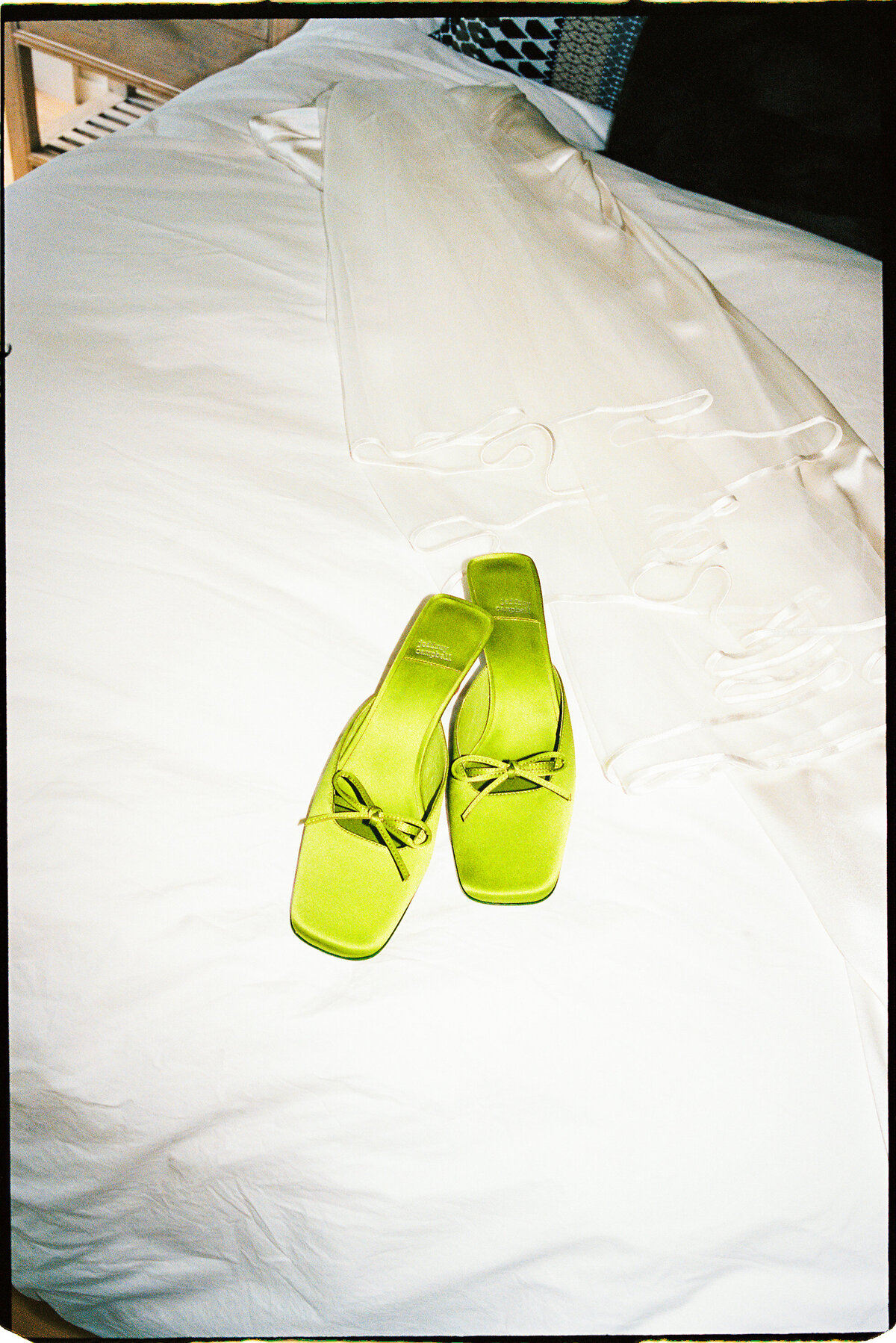Lake-Minnetonka-wedding-Will-DeGraw-Clever-Disarray-13
