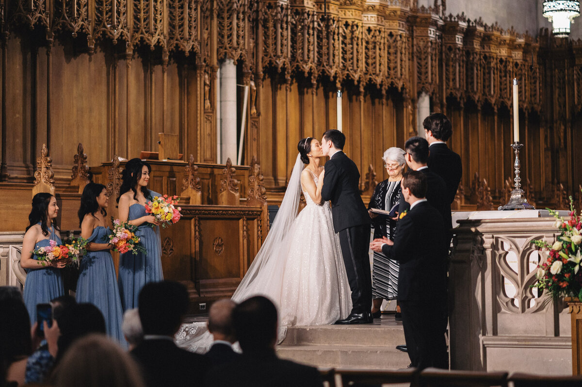 duke-chapel-nc-wedding-41