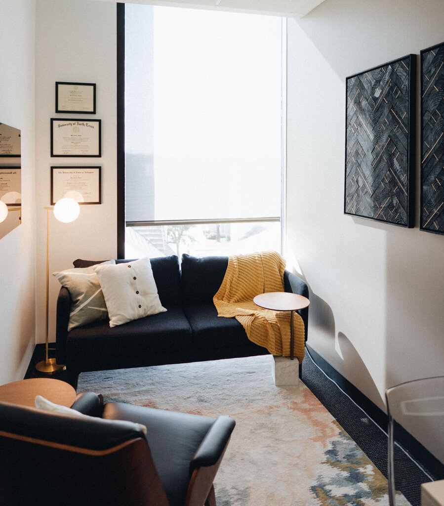 rebekah-nicole-interiors-design-counseling-office-calming