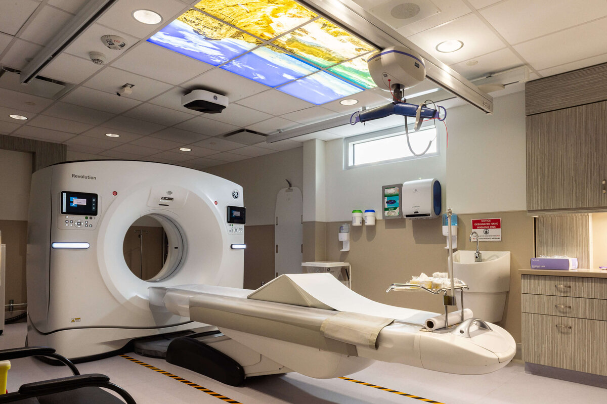 A wide angle photo of the CT scanner at KDH Hospital.  Captured by Ottawa Event Photographer JEMMAN Photography COMMERCIAL during the grand opening