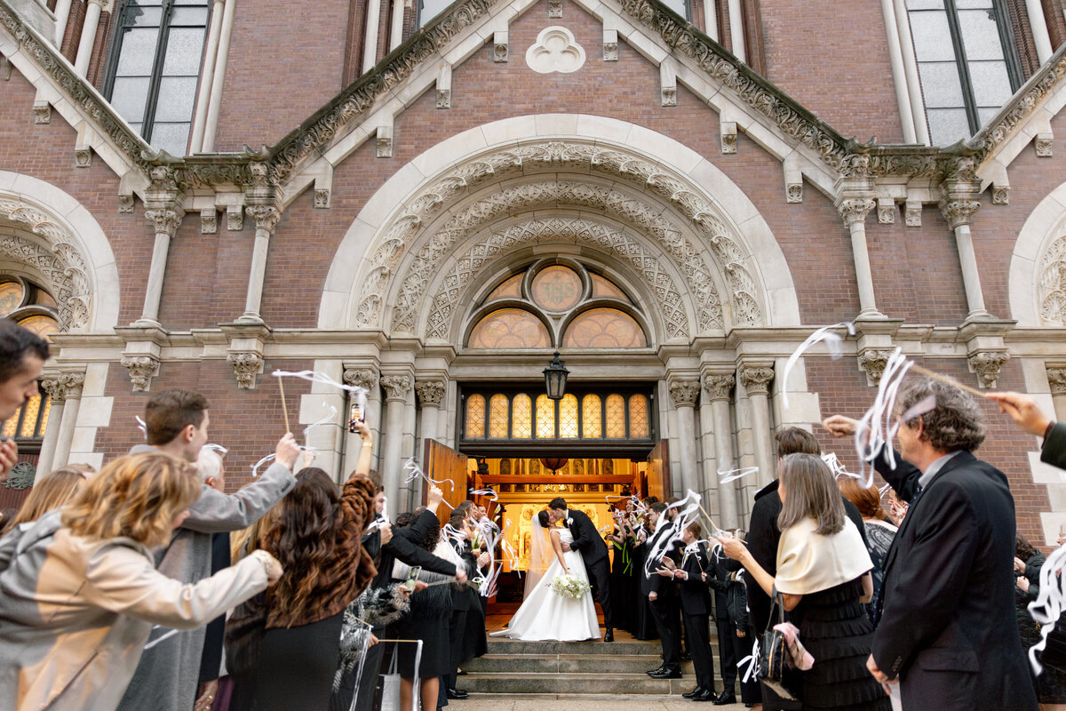 Berlez-Aspen-Avenue-Chicago-Wedding-Photographer-Palmer-House-Celebrate-Planning-Yanni-Design-Dimitra-Shannon-O'Brien-Magazine-Editorial-123