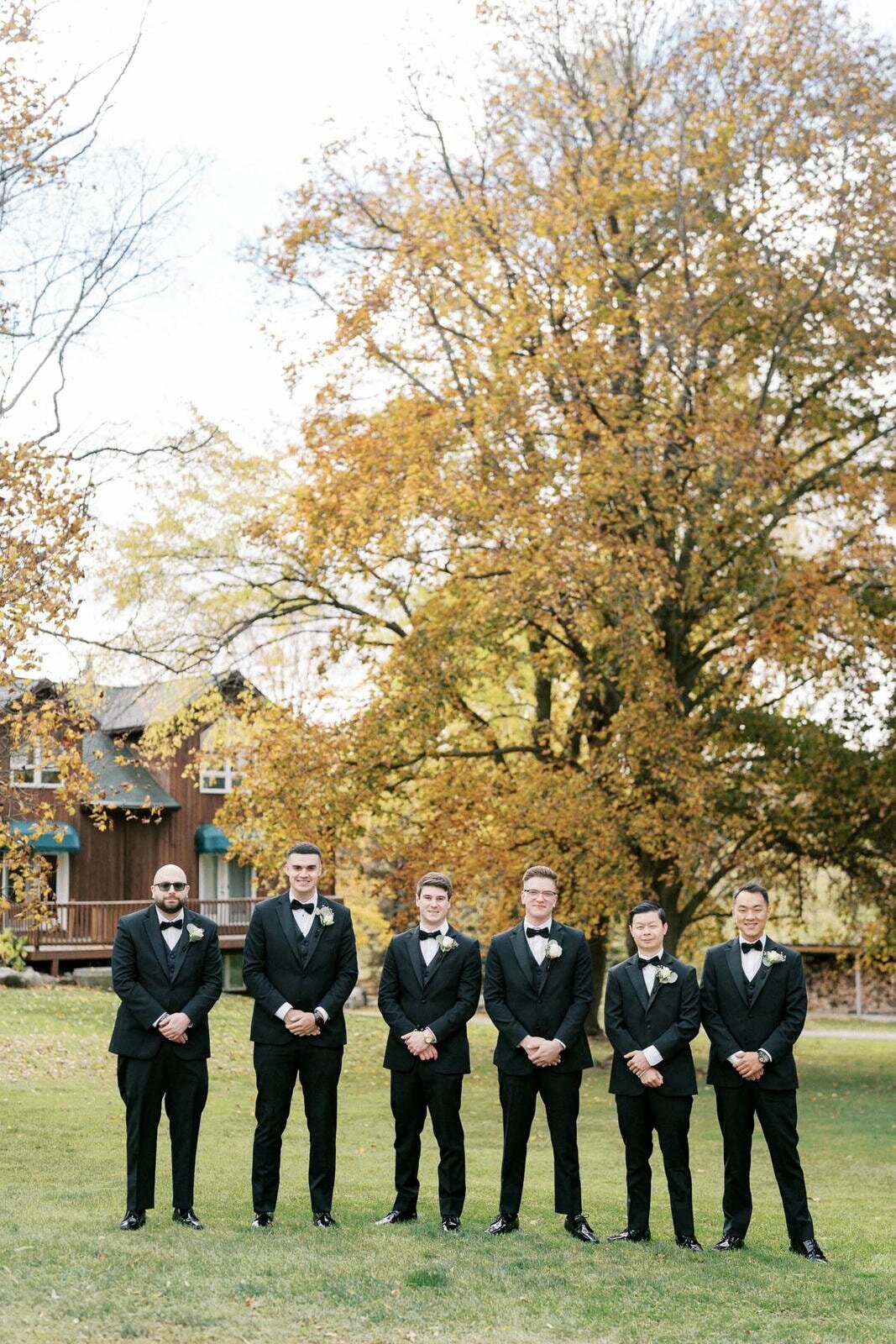 W11-Wedding-Photos-Caledon-Valley-Estate-Eleanor-and-Michael-2024-11-02-2500px-1019