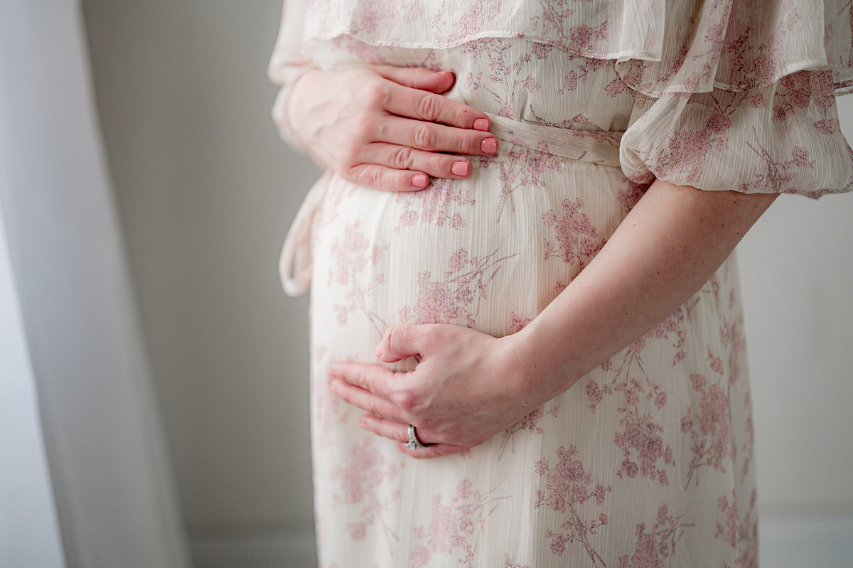 0004LaurenTesta_Maternity_RWinklerPhotographyLLC