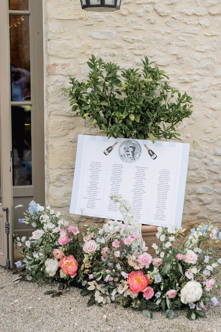 luxury - wedding - france - planning - flowers - florals - florist -chateau - soutfrance 24