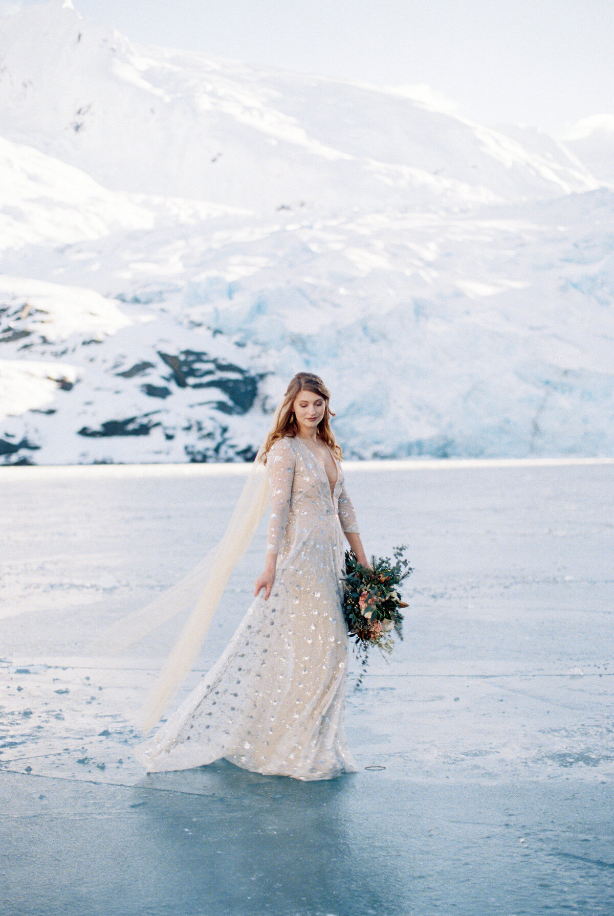 Alaska_Wedding_Elopement_CorinneGraves_1065