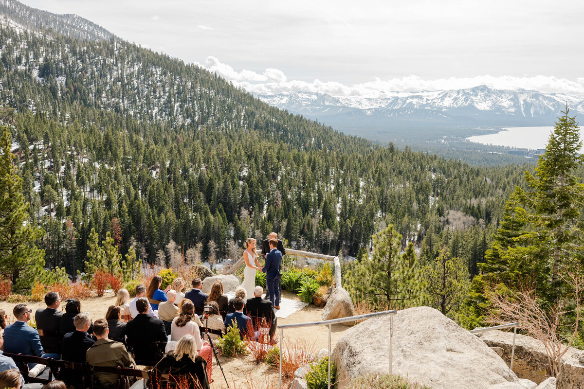 wedding-ceremony-Lake-Tahoe