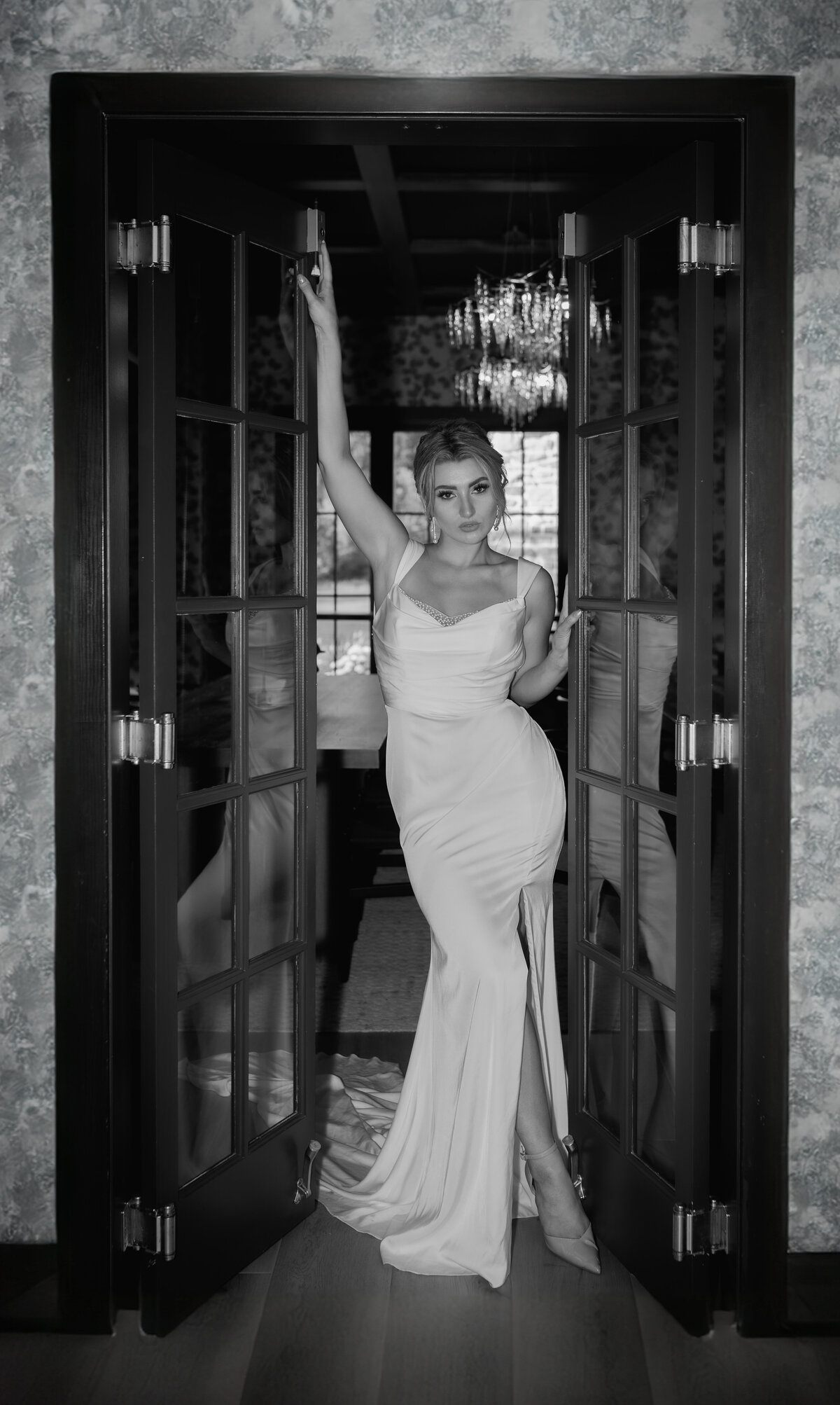 Bride at Hidden Grove Estate by Savvy Shoots Photography