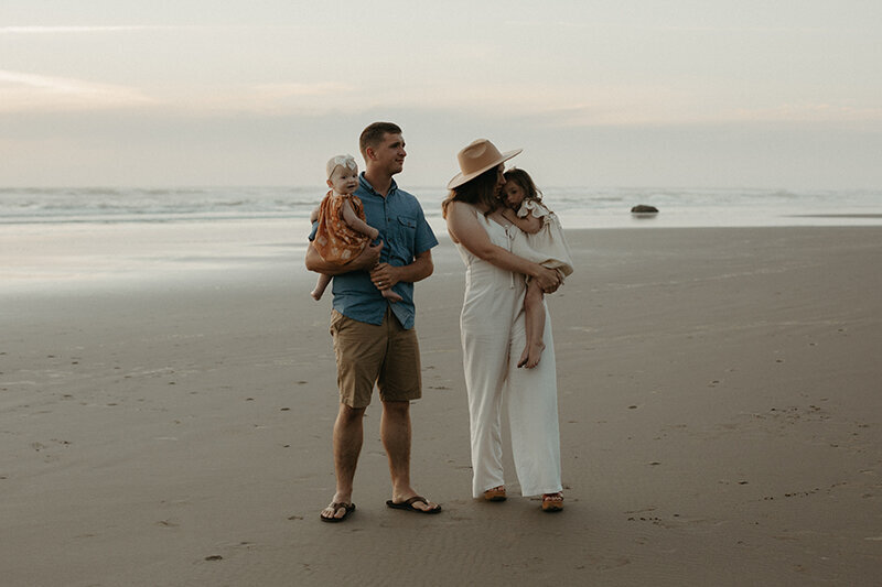 Cannon Beach - Oregon - Lifestyle Family Photography - Amanda Jae Photography7320