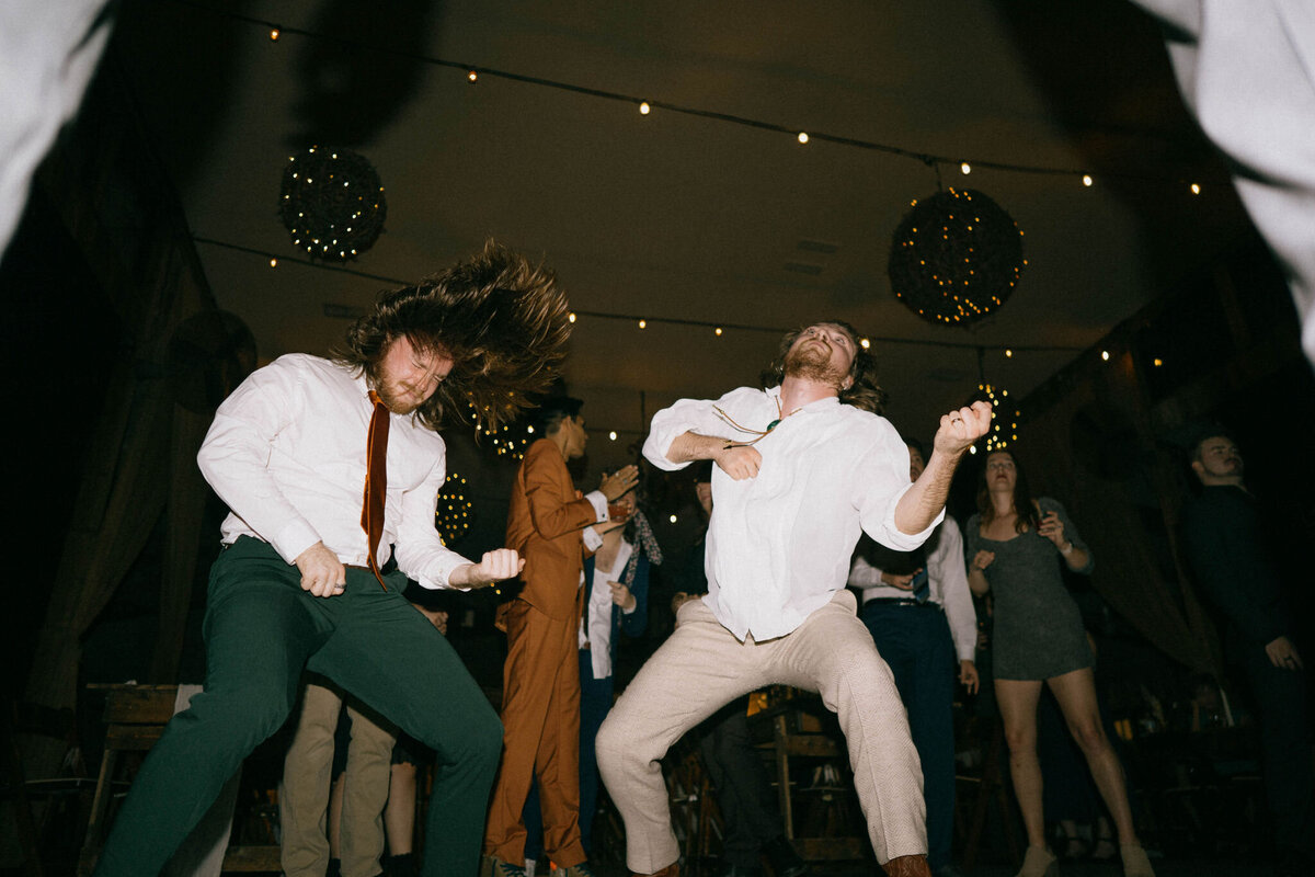 Jessica&BlakeWeddingPhotoPreviews_AustinWeddingPhotographer_HereafterFilms_-36