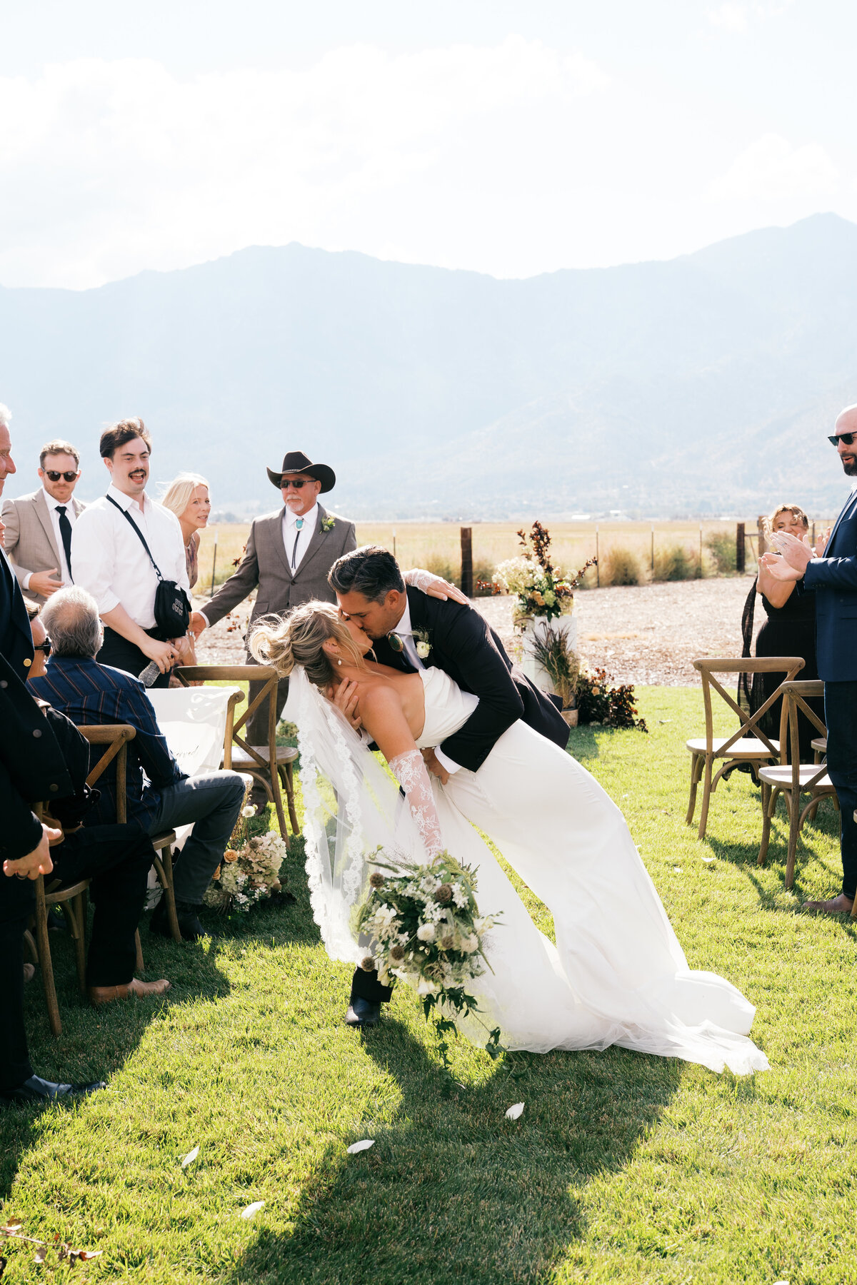 jacqueophoto_Alyssa_Daniel_Sneakpeek-85