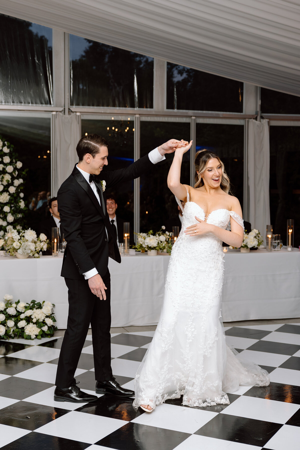 Nicole & Lucas Wedding Samples-260