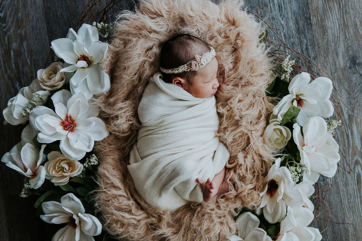 newborn-baby-girl-SHphotography-13