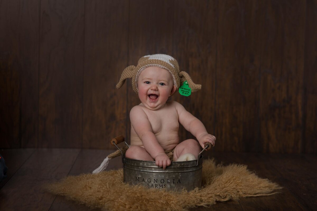 Laramie 6 month milestone photos-1004