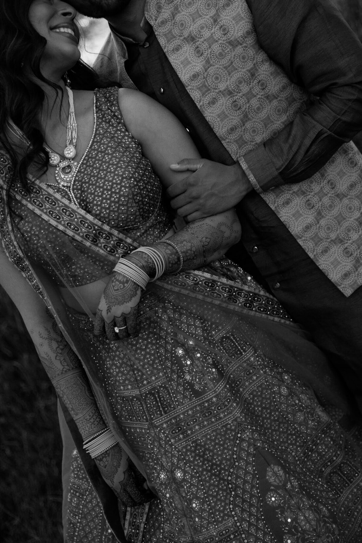 Nichole-Babiez-Photography-wedding-photographer-indian-wedding-photographer-mendhi-sangeet-baraat-luxury-chicago-illinois-marriott-schaumburg-17