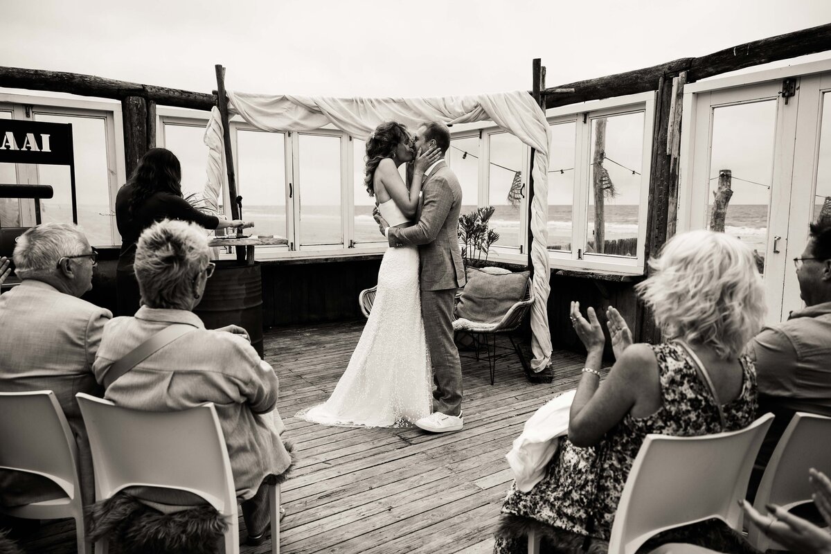 Bruiloft Luuk & Tess door bruidsfotograaf Vivian Driesen-3