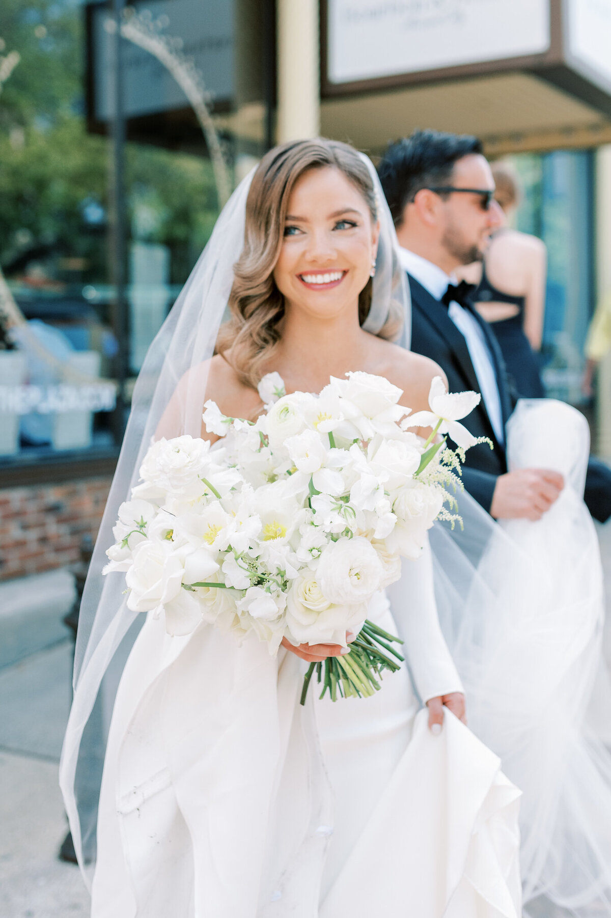 classic bride bouquet