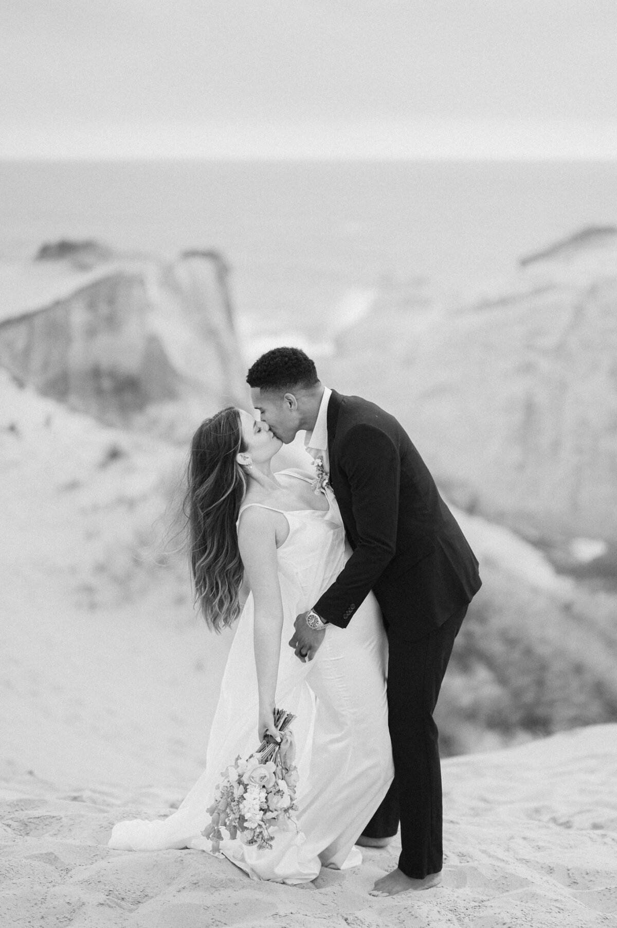 cape-kiwanda-oregon-elopement-7