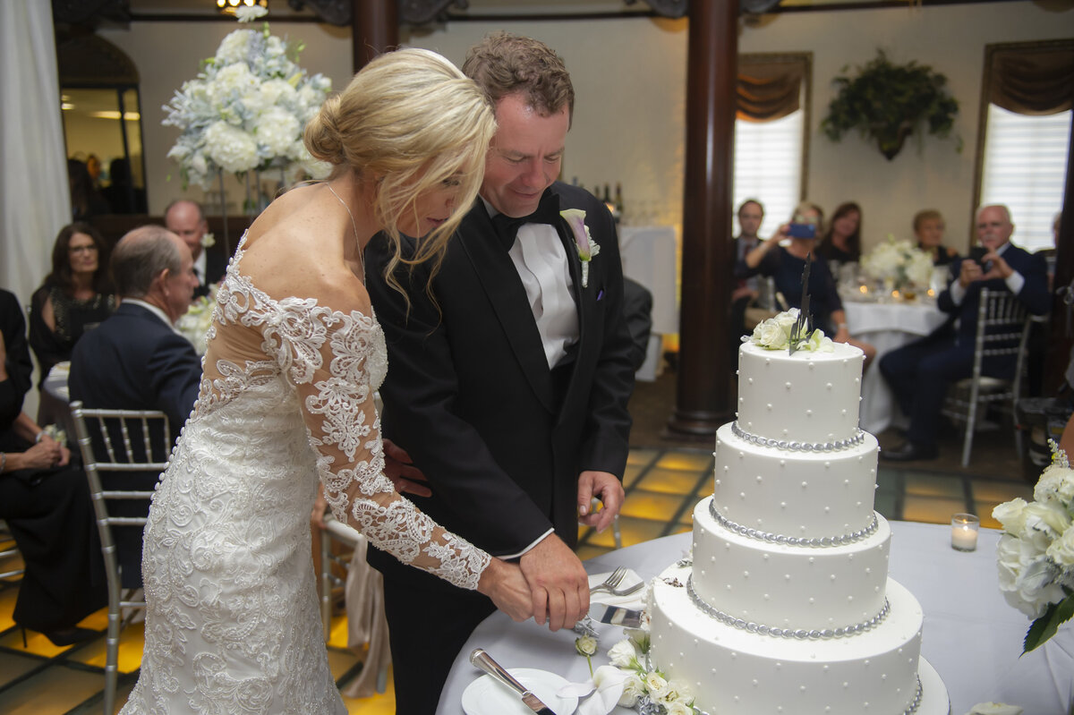 cake cutting