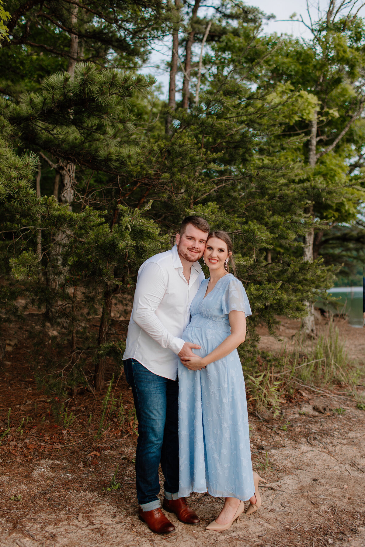 Documentary-Maternity-Session-at-Carvins-Cove-RJ-80