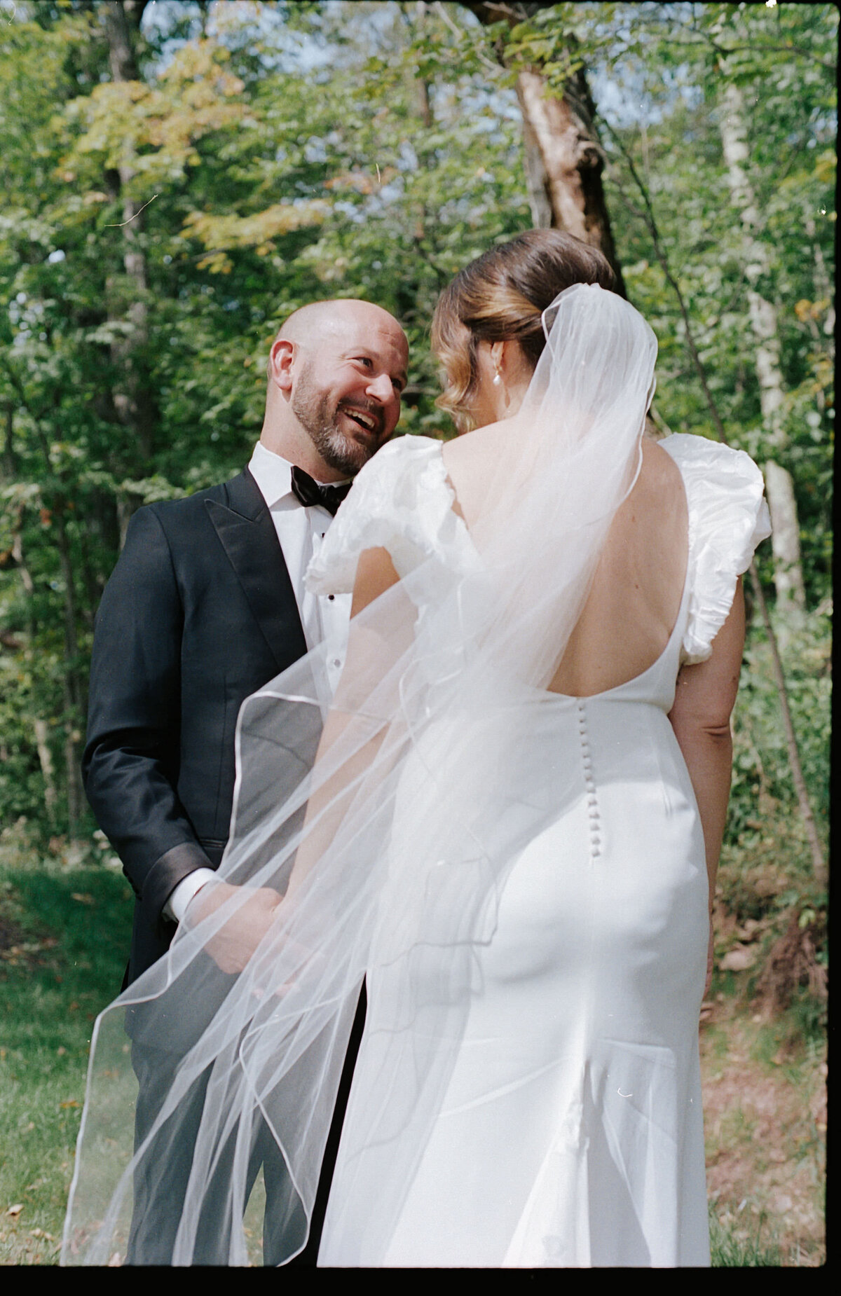Catskills-Wedding-Planner-Canvas-Weddings-Hayfield-Catskills-Wedding-30