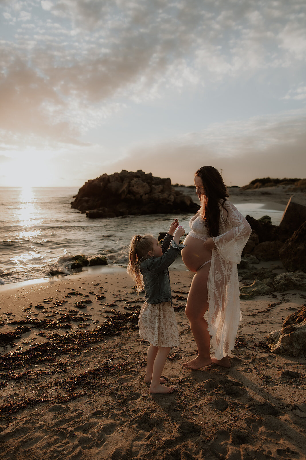 perth_photographer_maternity_lifestyle_the_edit_gallery.33
