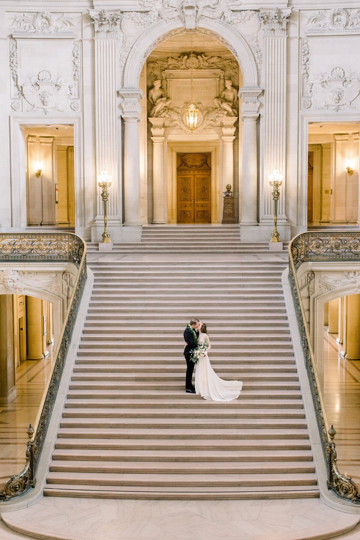 Best_SF_City_Hall_Elopement_Wedding_photographer-001