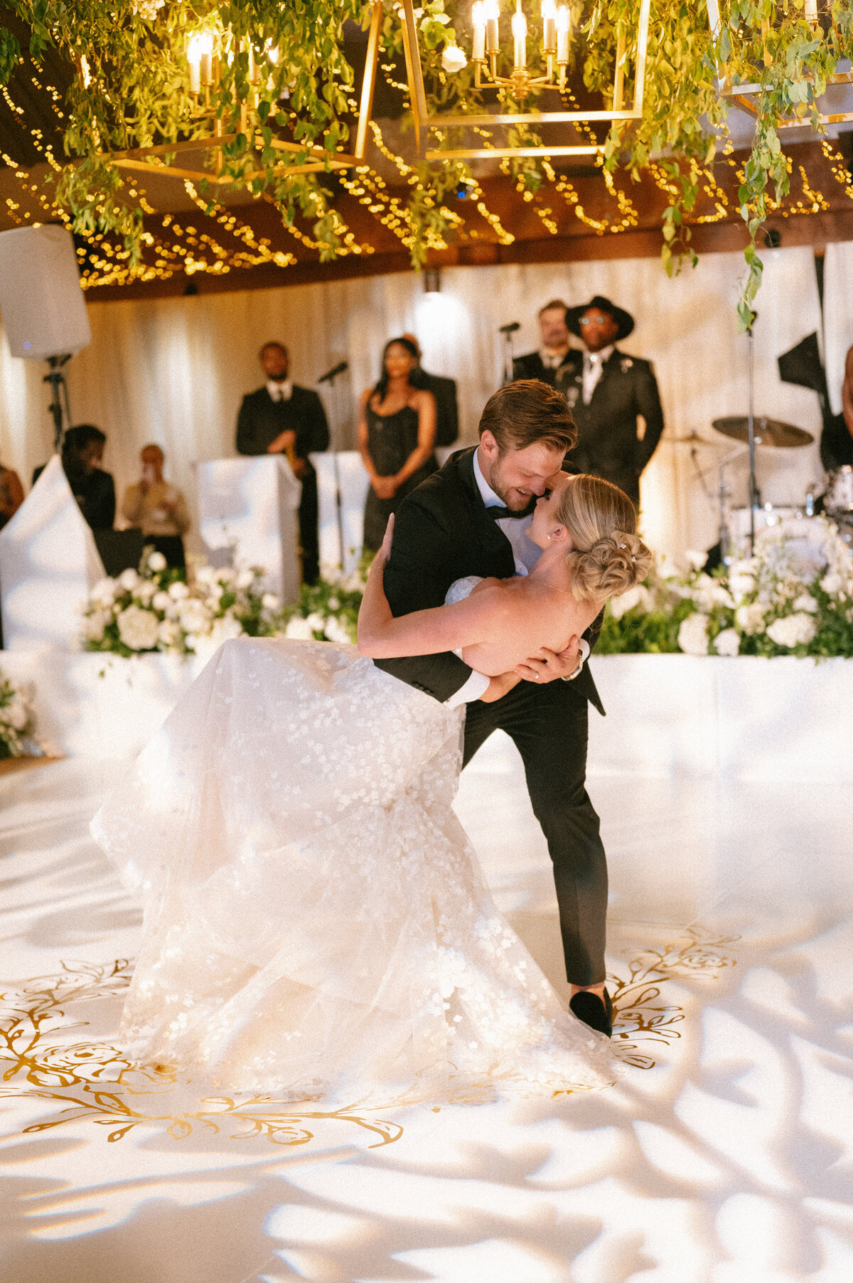 Calluna-Events-Aspen-Wedding-Reception-First-Dance-2
