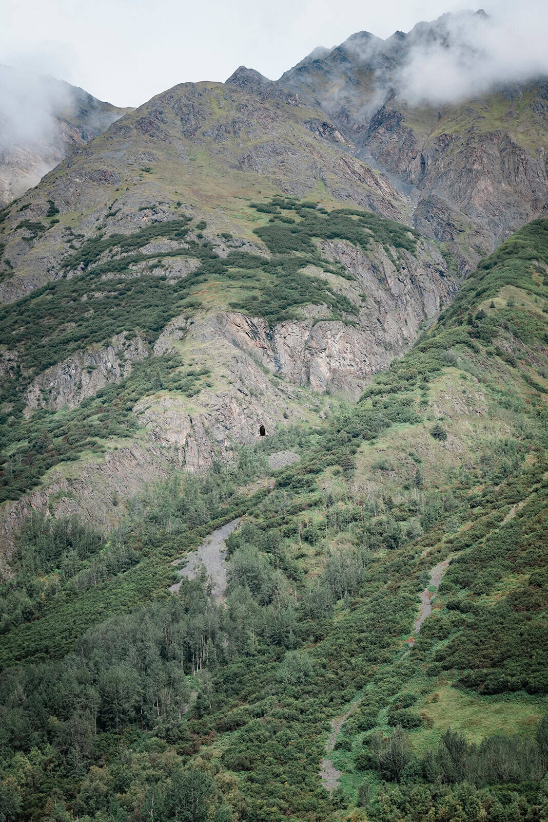 helicopter-wedding-planner-photographer-alaska-Soul-and-Sky-Weddings