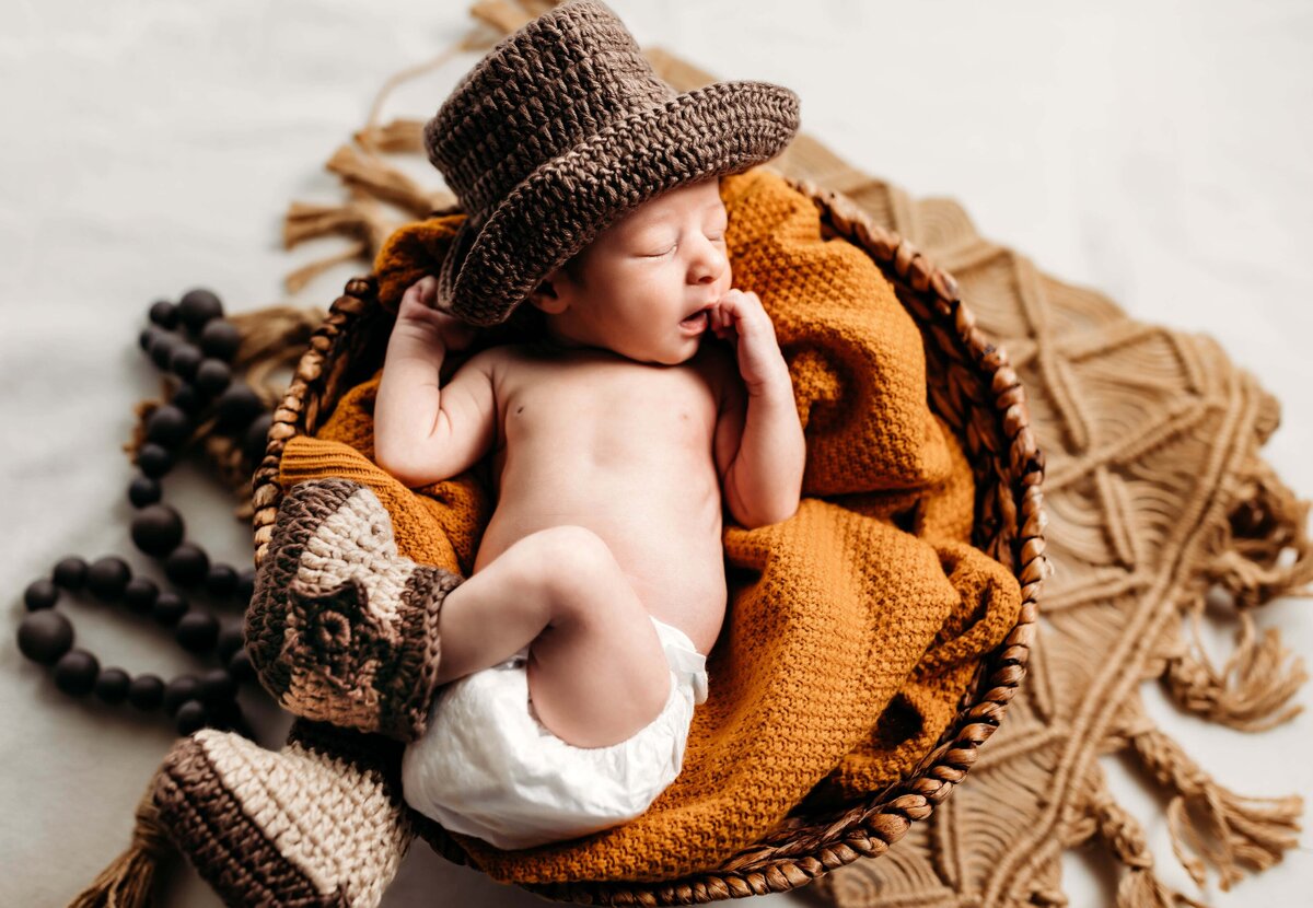 Designed In Love Photography - Newborn - 106