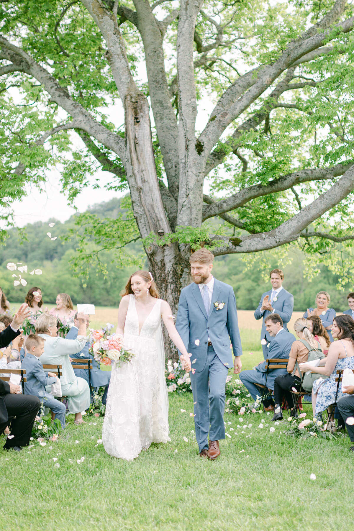Ava-Vienneau-Nashville-Wedding-Photographer-Southall-Meadows-13