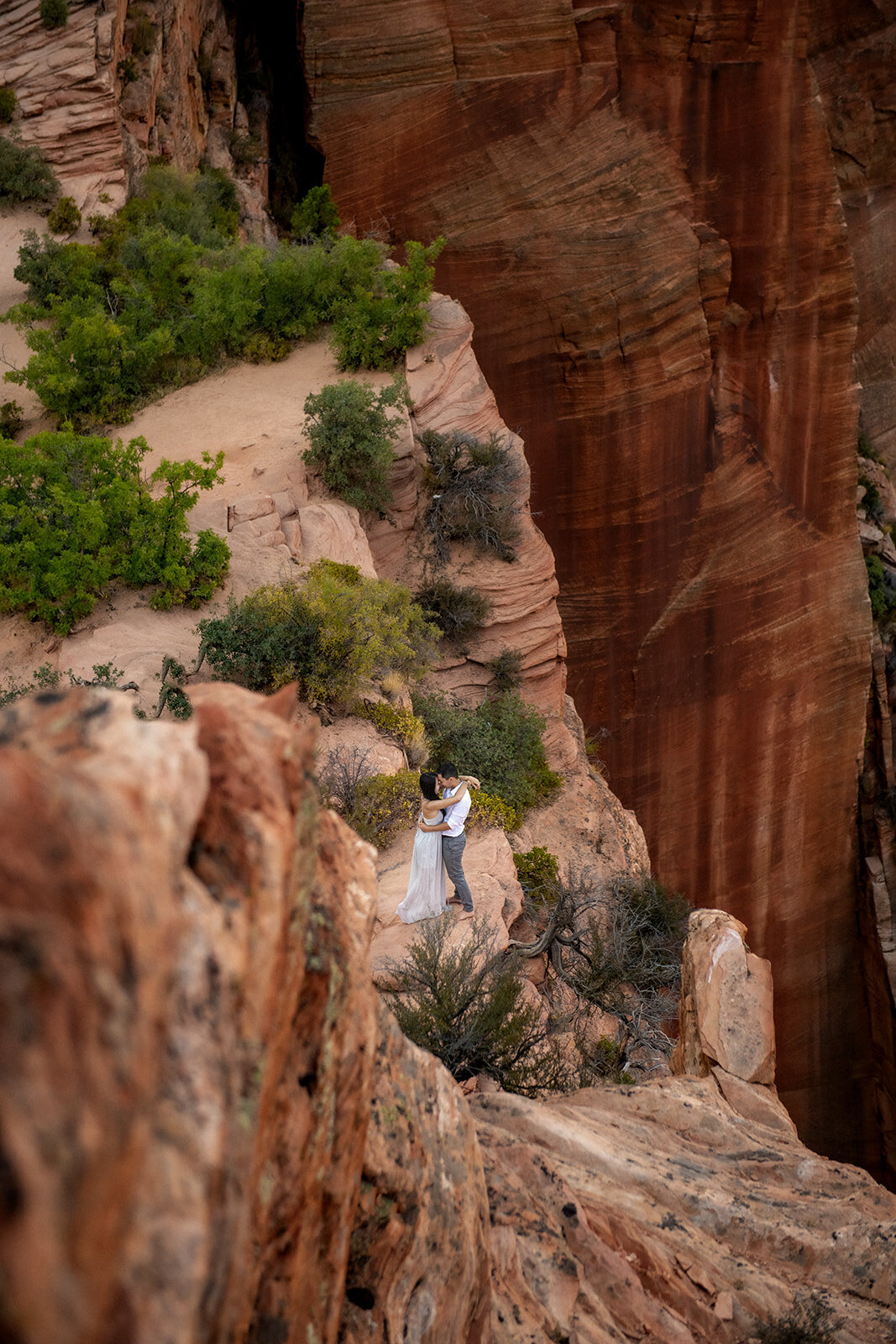 zion-national-park-engagement-photographer-wild-within-us (39)