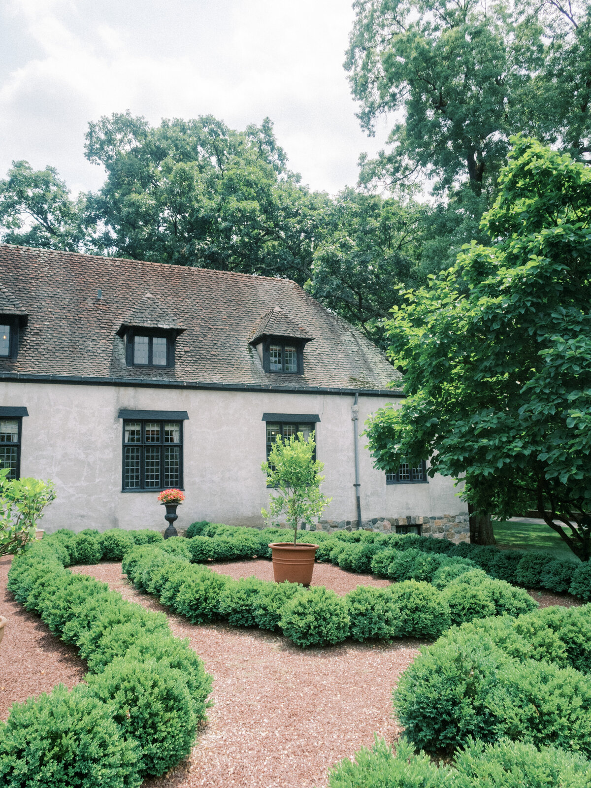 A Joyous Day at Pleasantdale Chateau Wedding Highlights | Amarachi Ikeji Photography 101