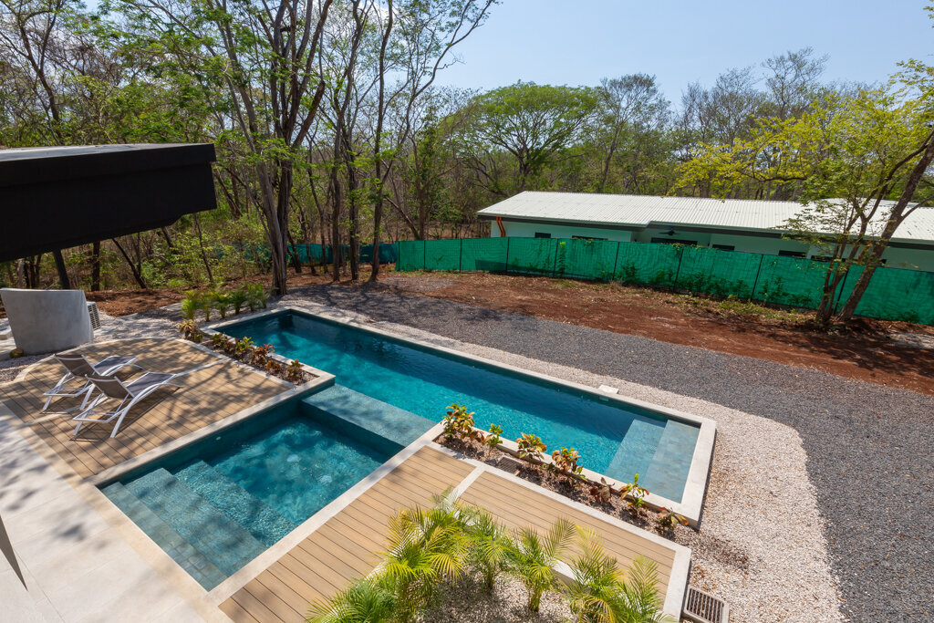 24_Rooftop Pool View