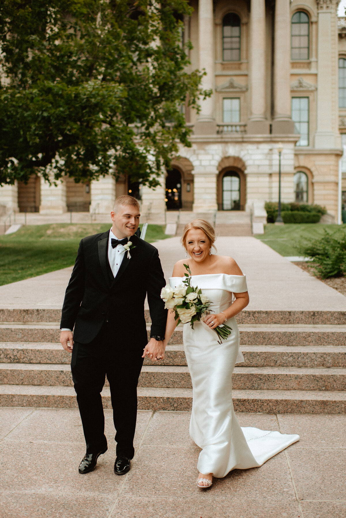 Lauren Zimmerman Wedding and Elopement photographer