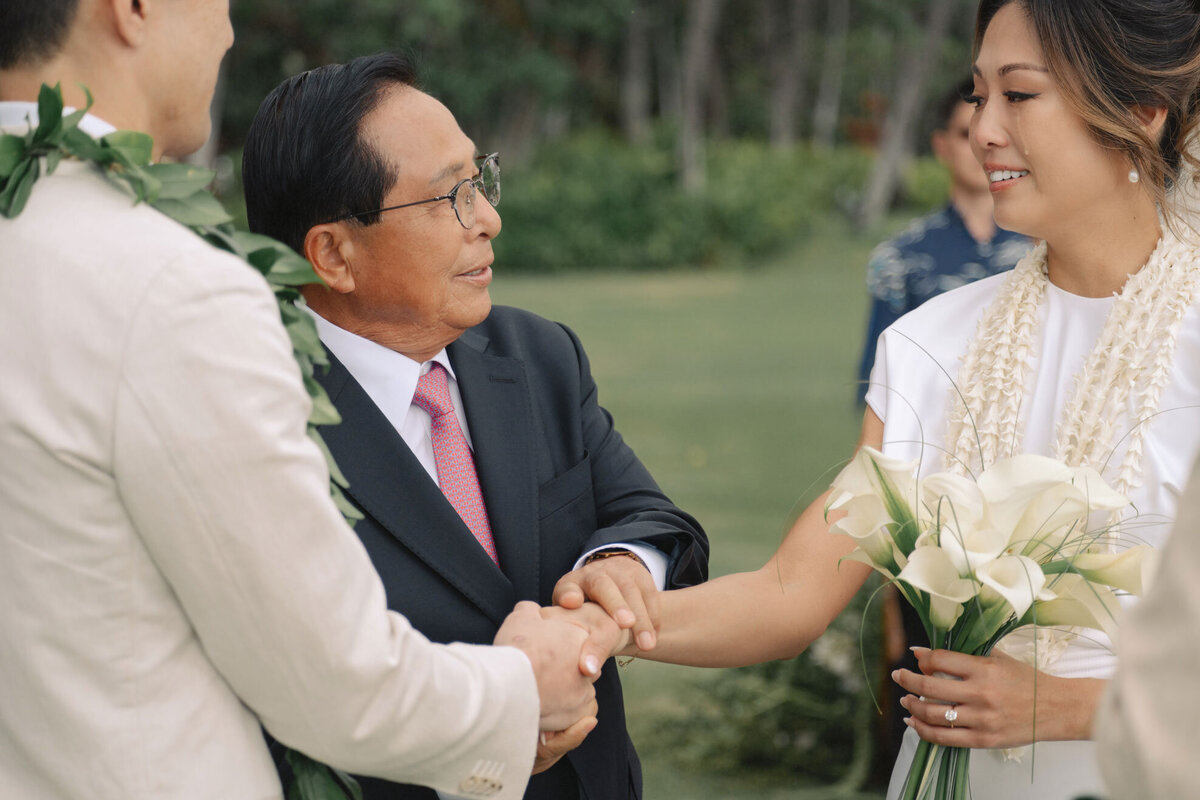 four_seasons_resort_oahu_ko_olina_wedding_picture_36