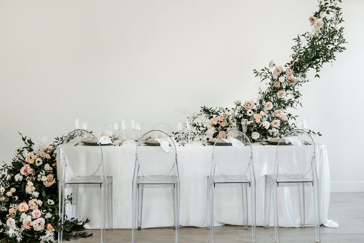 Classic and elegant reception decor styled by CNC Event Design, modern and elegant wedding planner based in Calgary, Alberta. Featured on the Brontë Bride Vendor Guide.