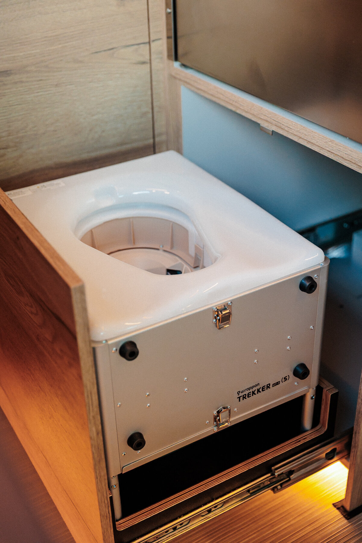 2_SummitSeeker_251013_BMV_#125_SlowFastcreative_2122